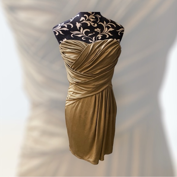 EXPRESS Strapless Bustier Ruched Mini Dress NWT - Picture 1 of 7